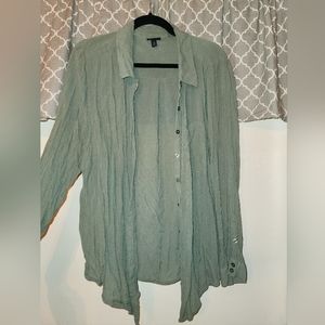 Torrid long sleeve button up